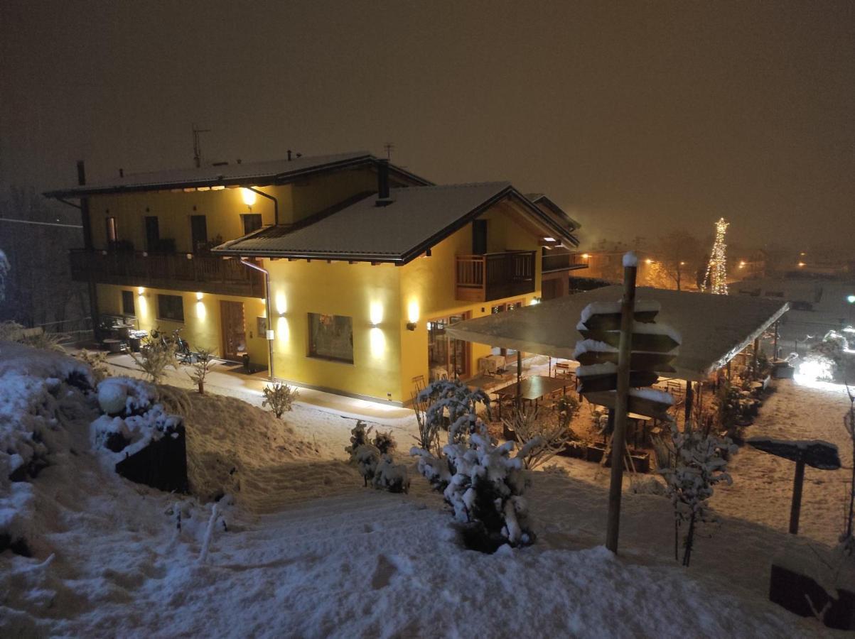 Agriturismo La Soglia Del Parco Ranica Bagian luar foto