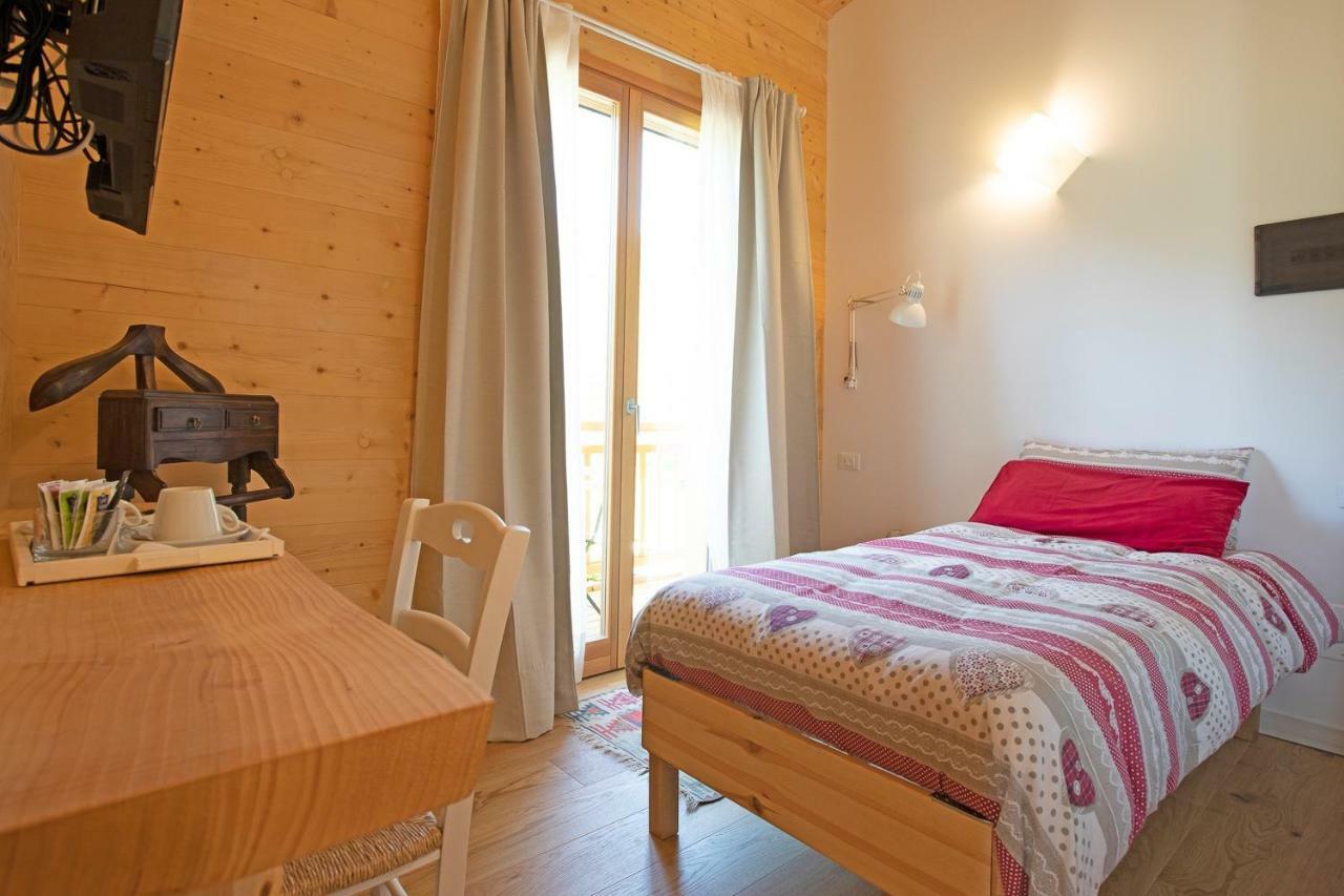 Agriturismo La Soglia Del Parco Ranica Bagian luar foto